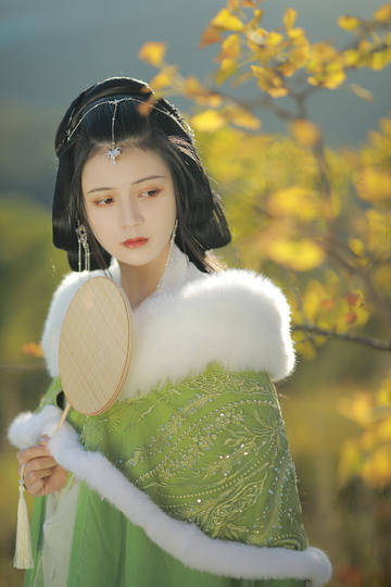郑钦文追平李娜王蔷中网最佳战绩